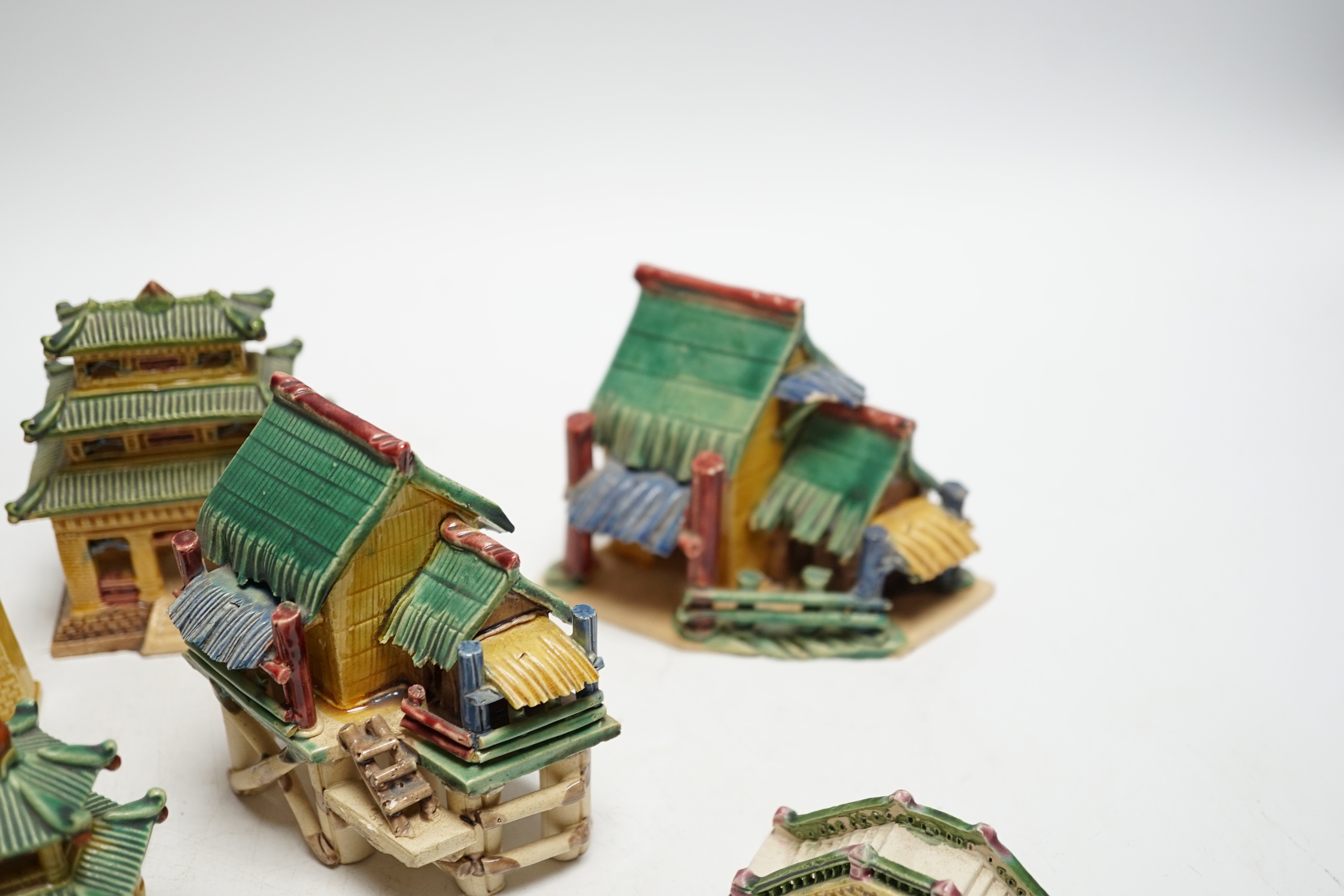 Chinese sancai glazed models of houses, a dish and a cloisonne pot, cloisonné pot 10cm high